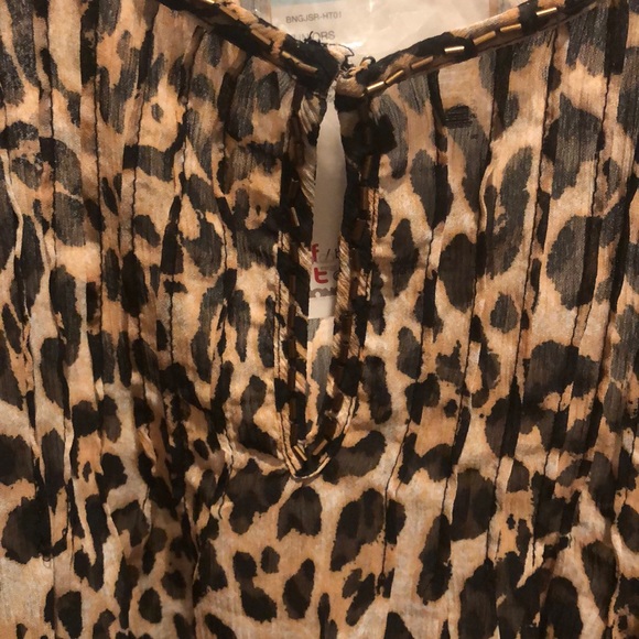 Blouse shirt - Picture 3 of 5